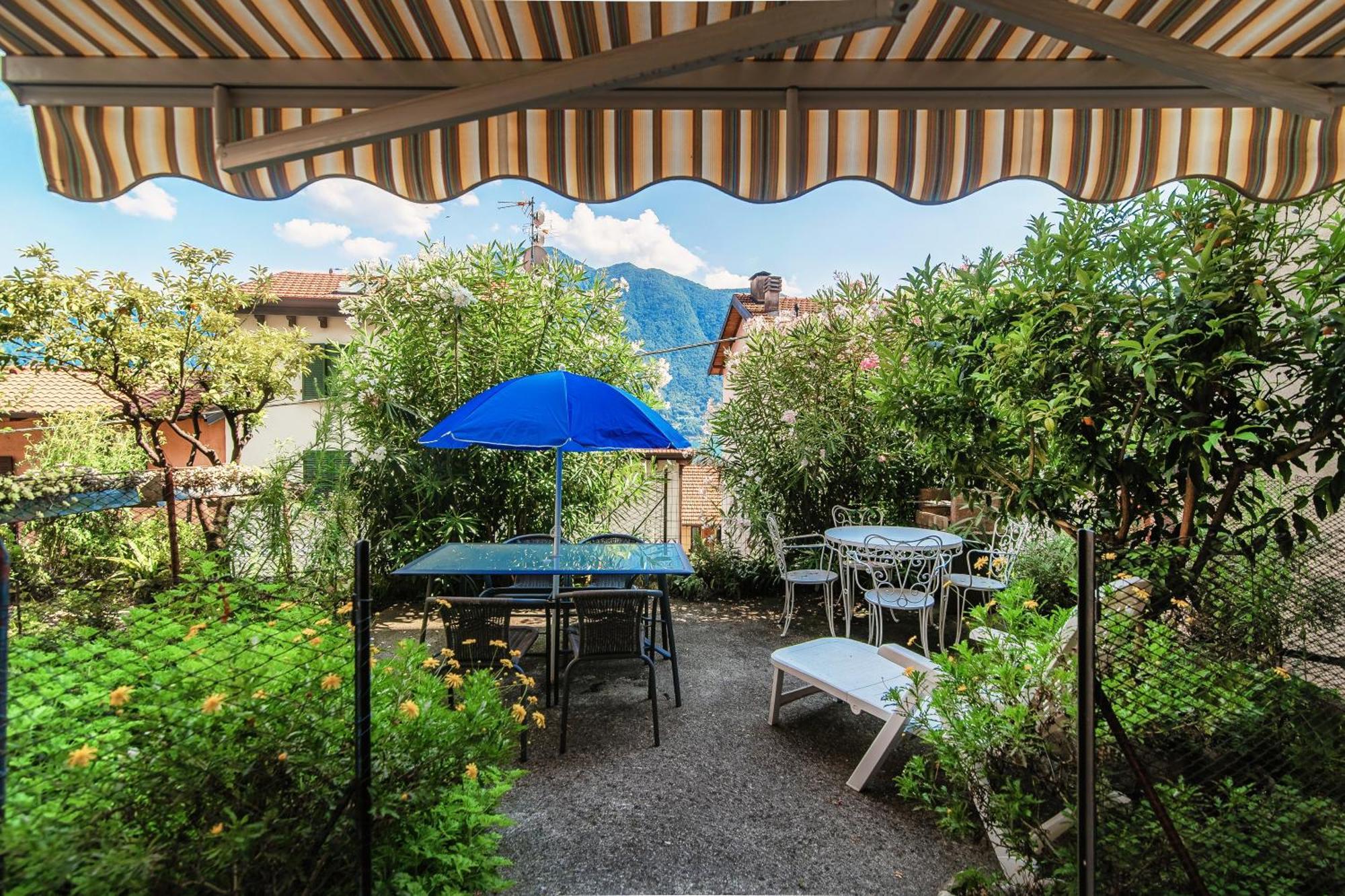 Delizioso Bilocale Vista Lago Colonno Exterior foto