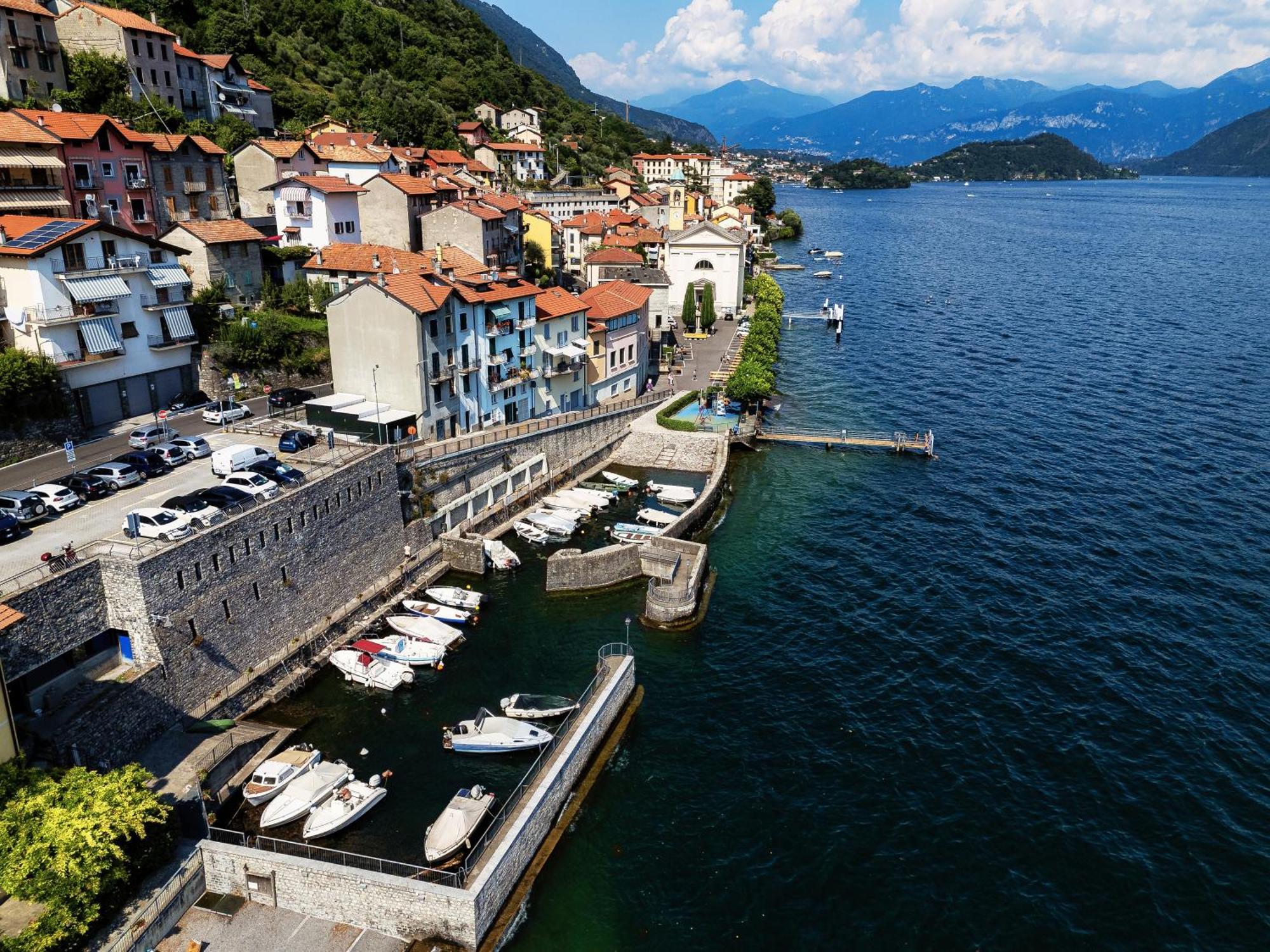 Delizioso Bilocale Vista Lago Colonno Exterior foto